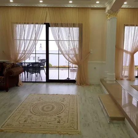 فيلة White Pavilion *