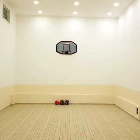 White Pavilion * ترابزون